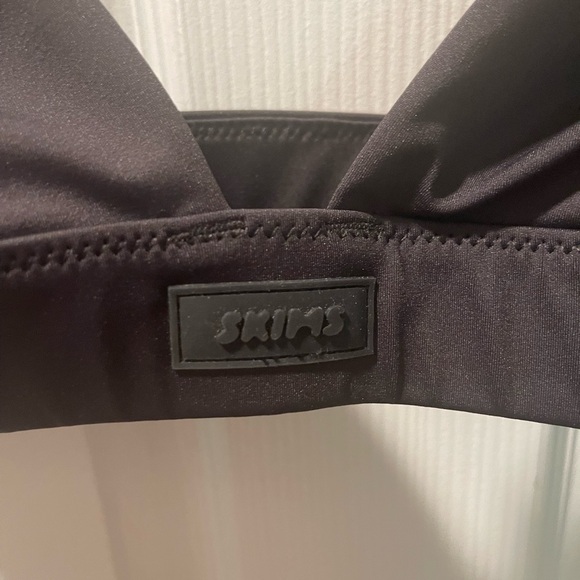 SKIMS Other - SKIMS Classic Black Bralette